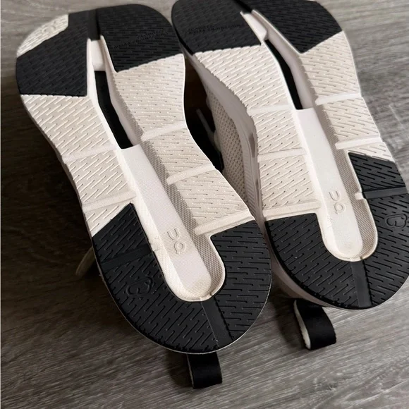 On Running Cloudeasy - Picture 5 of 8